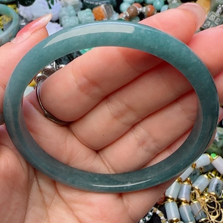 翡翠手镯未镶嵌天然A货93