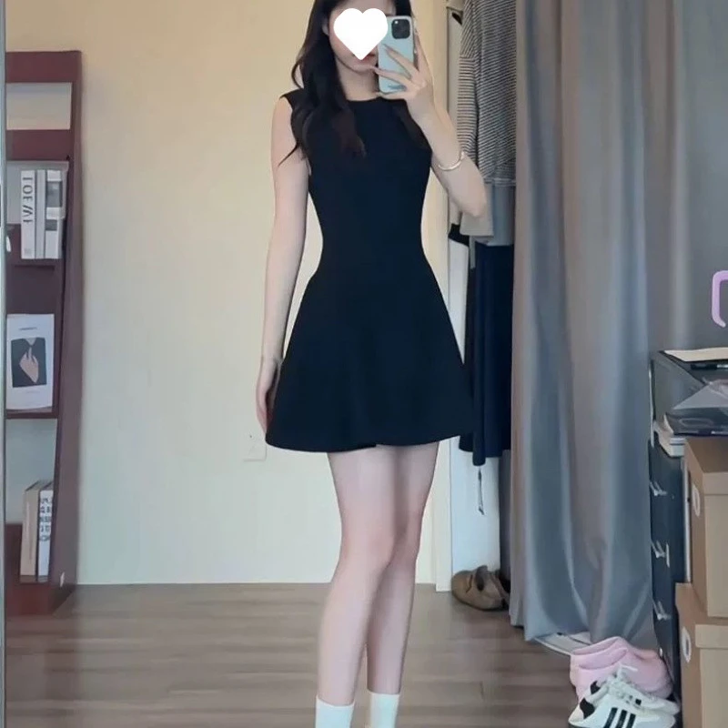 2025夏季多巴胺西装裙双C收腰显瘦A字短裙无袖连衣裙韩系小黑裙