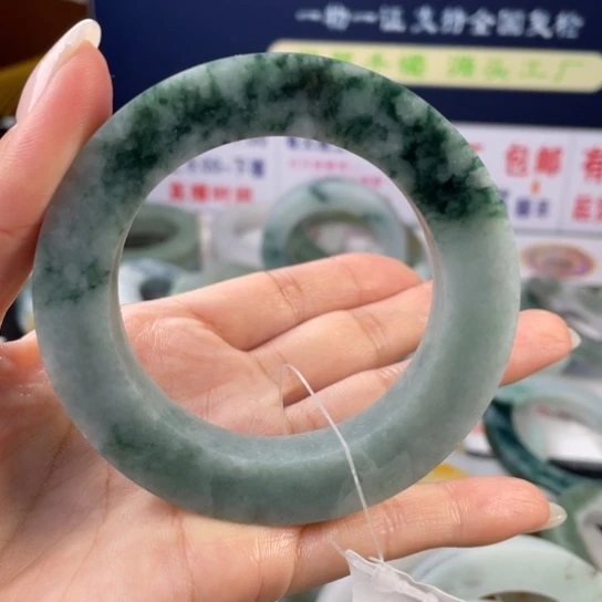 【闪购商品】定制翡翠翡翠手镯未镶嵌