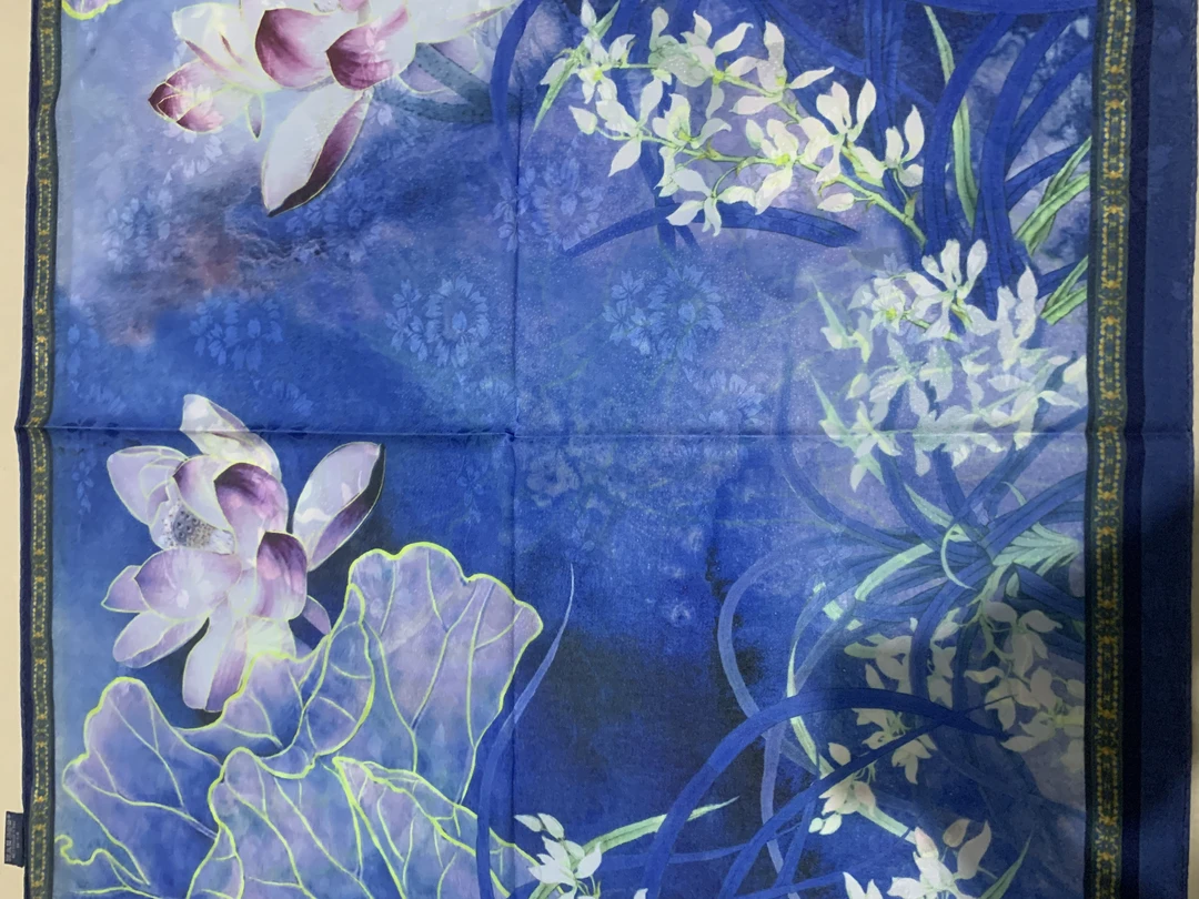 X004  方巾 香云花萝70*70百搭休闲风披肩优雅围巾X