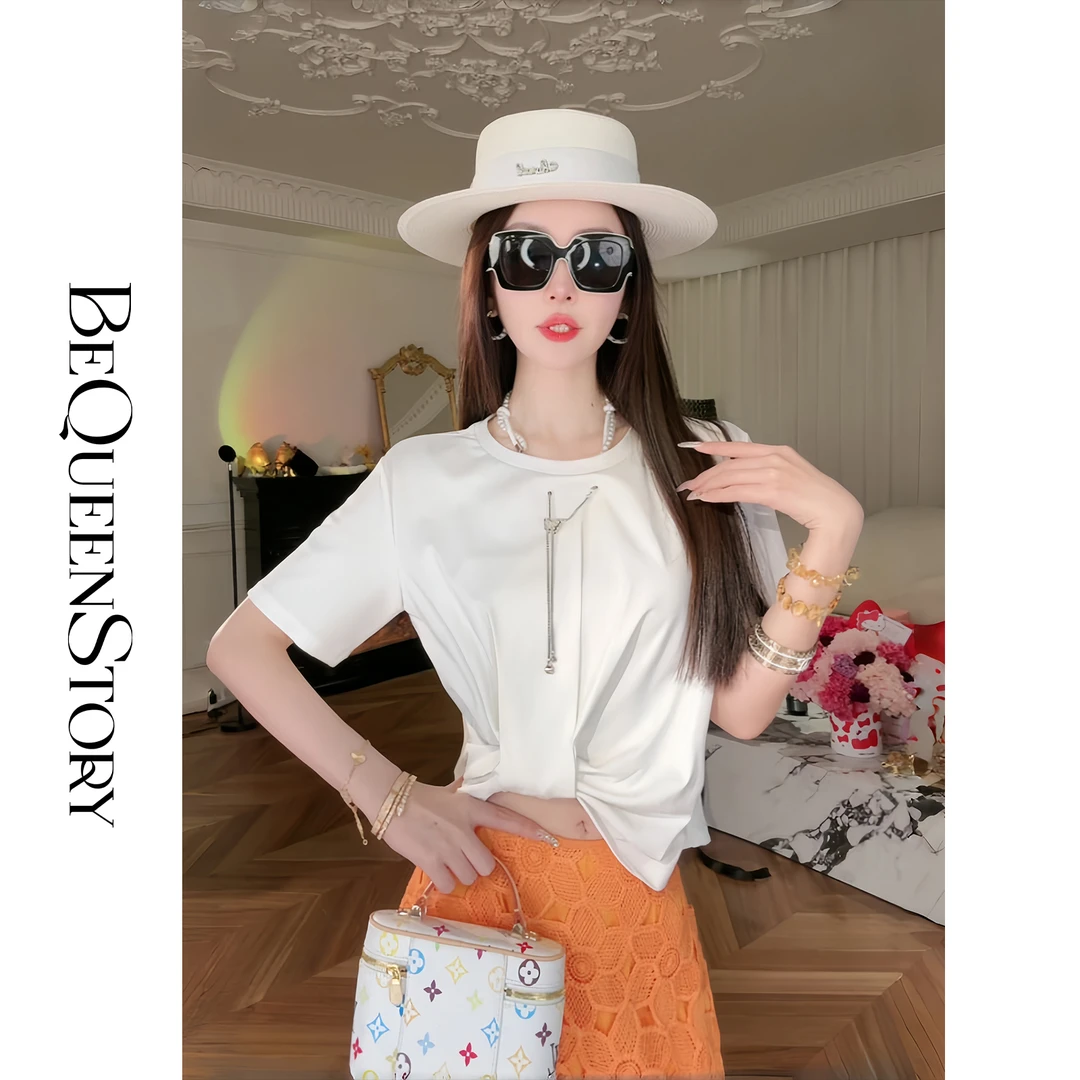 BeQueenStory【松弛趣味】时髦设计感提缩褶T恤搭珍珠配饰2025夏装