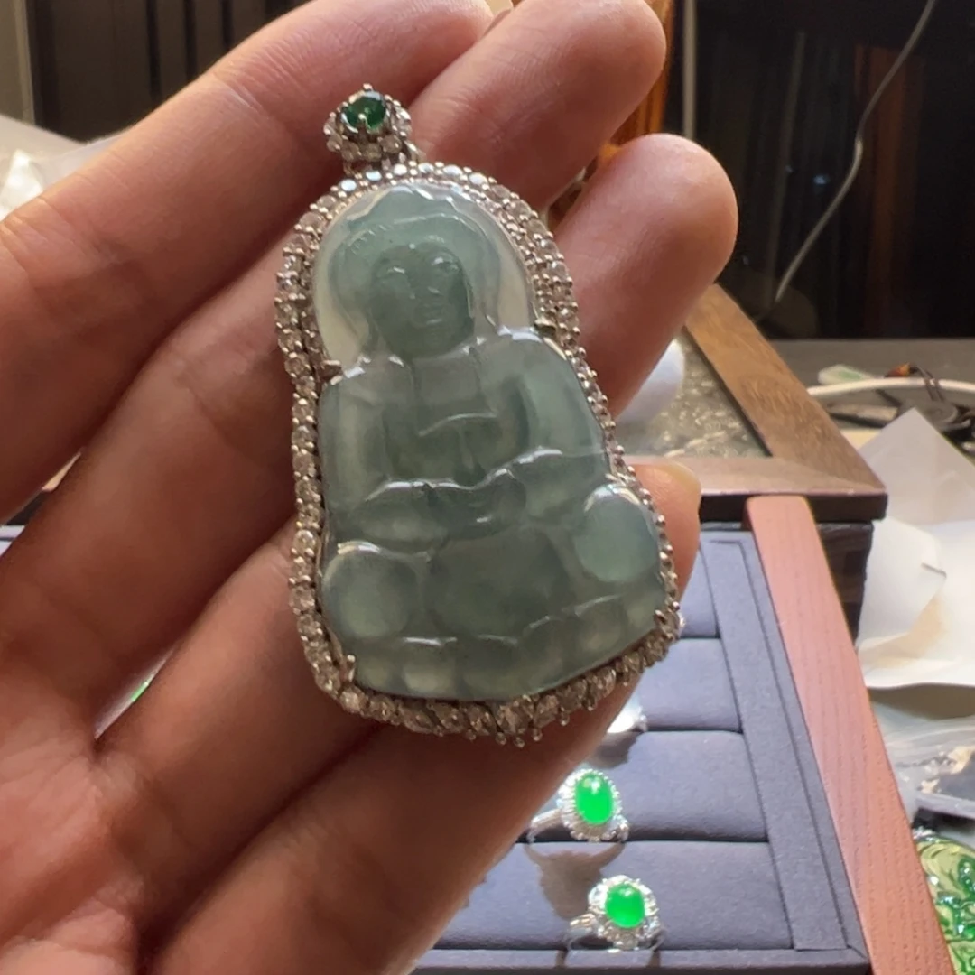 翡翠未镶嵌吊坠(不含链)