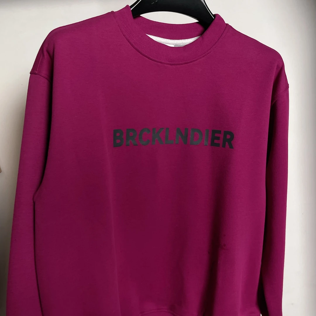 圆领韩版四季通用休闲风卫衣长袖休闲失序混搭风