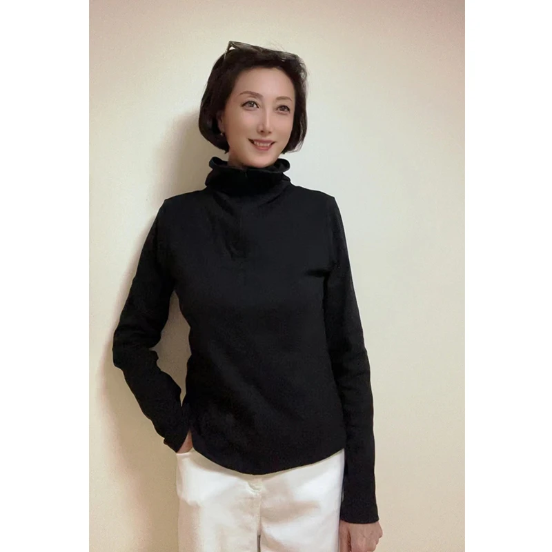 秋冬季时尚设计感修身显瘦连帽卫衣女2025年别致简约通勤上衣