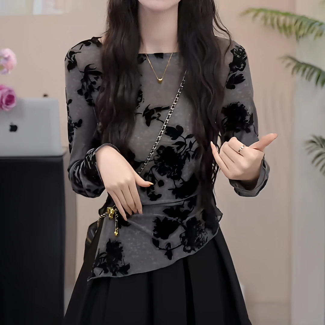 【凉露沾衣】2025秋季千金风不规则下摆长袖T恤女设计感洋气上衣潮