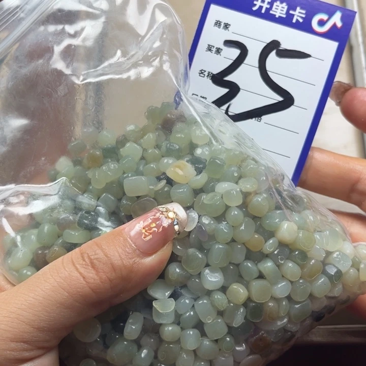 顽***哥和田玉未镶嵌珠宝奇石