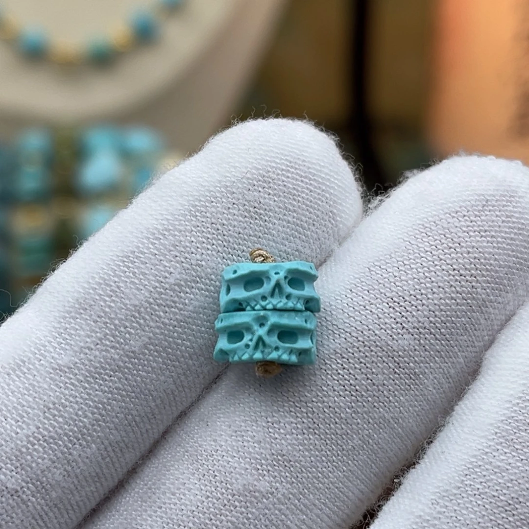 绿松石未镶嵌骷髅隔片编号87