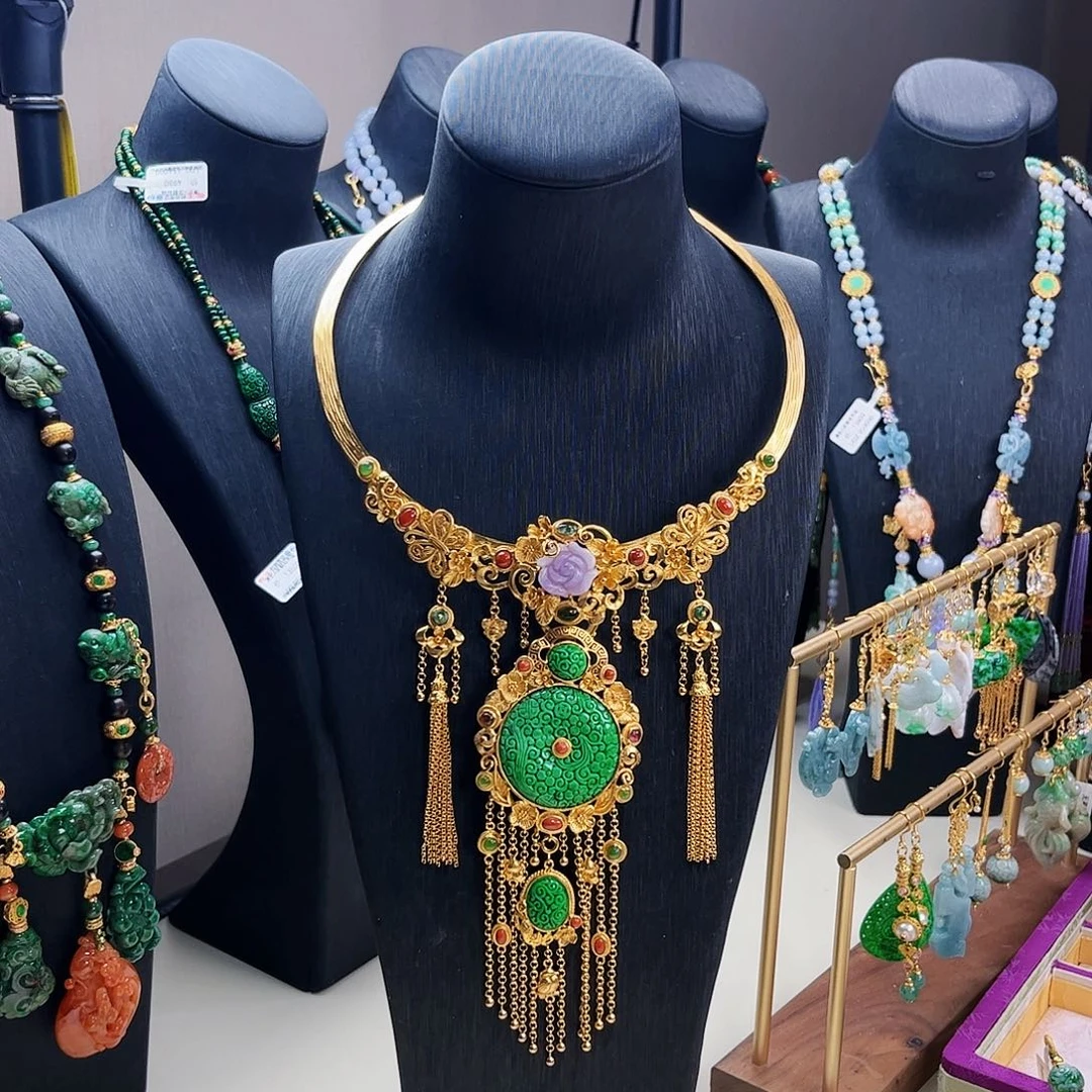 【闪购商品】翡翠吊坠(赠链)银S925镀金镶嵌福利