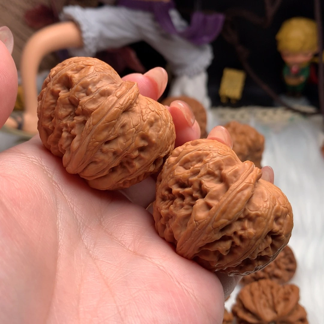 文玩核桃把件42.5平谷元宝