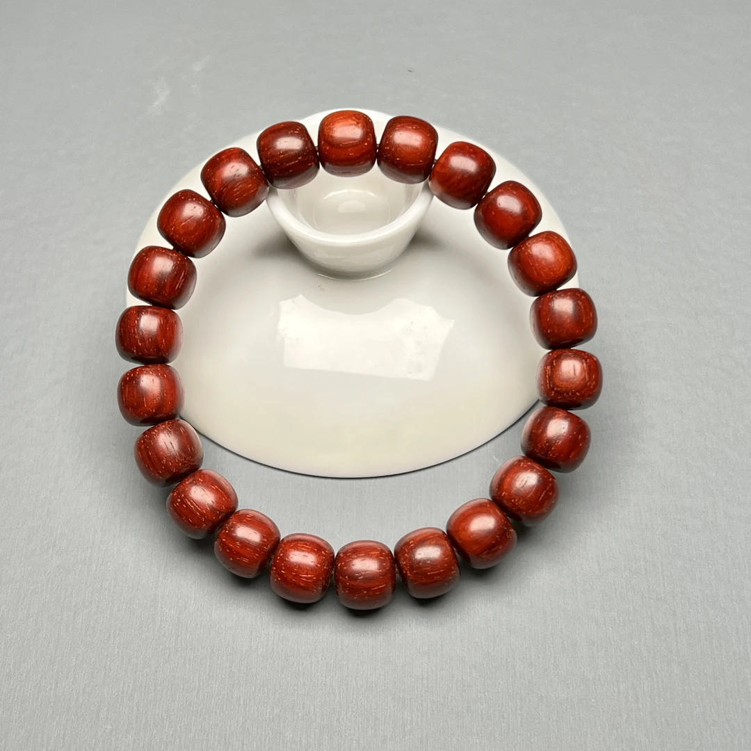 原汁原味印度小叶紫檀手串8.8*10mm老型珠鸡血红泥料带金星5A单圈