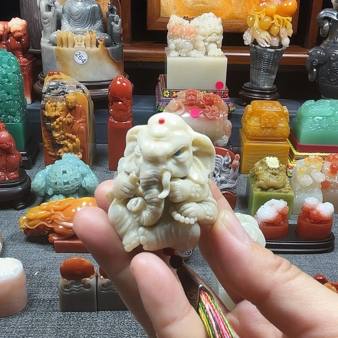 寿山石印石大象手把