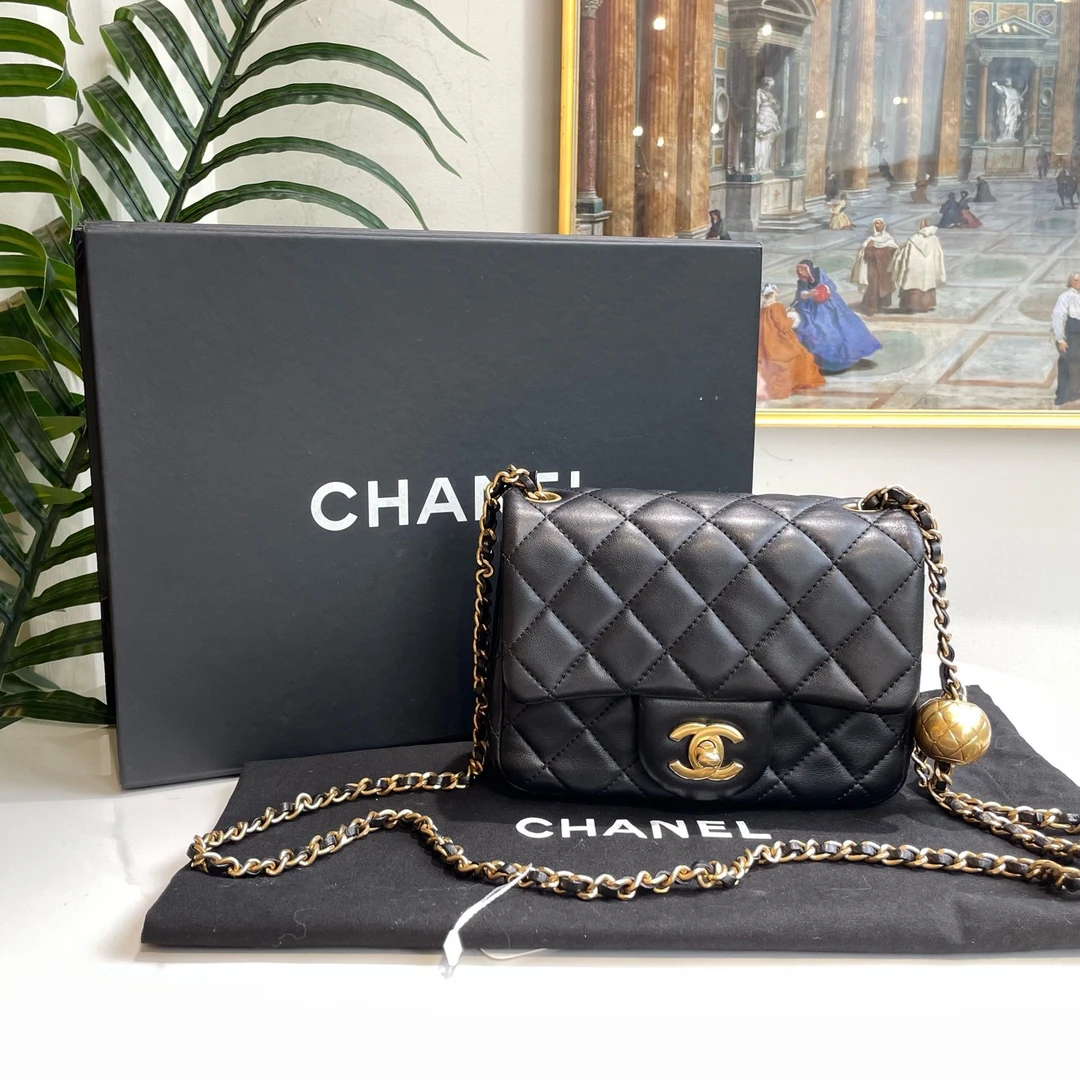 95新 Chanel/香奈儿 御古屋/37246/金球方胖子 30开 有标无卡全套