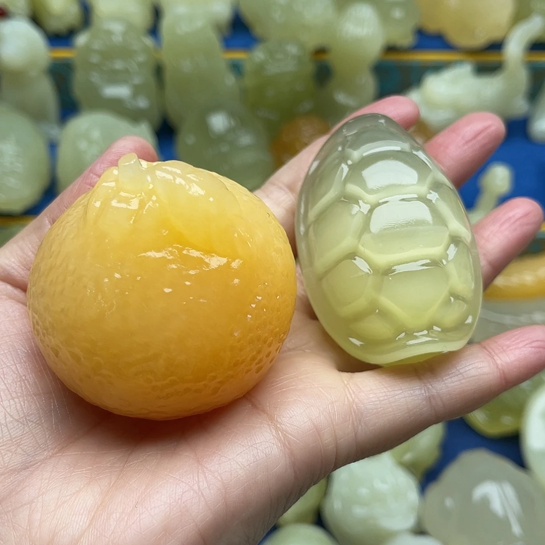 翾***泽玉天然桌面小摆件