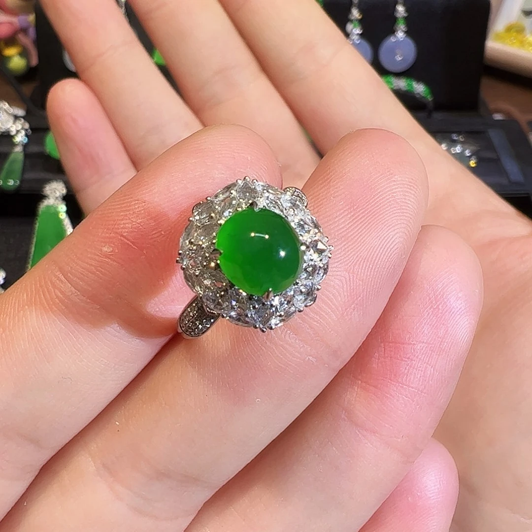 翡翠戒指18K金镶嵌y***柯蛋面