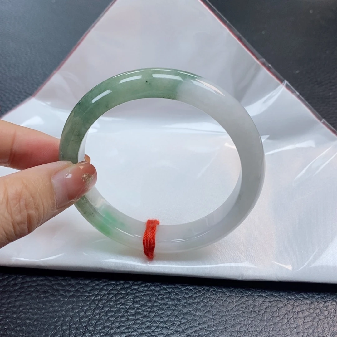 【闪购商品】翡翠手镯未镶嵌56圈