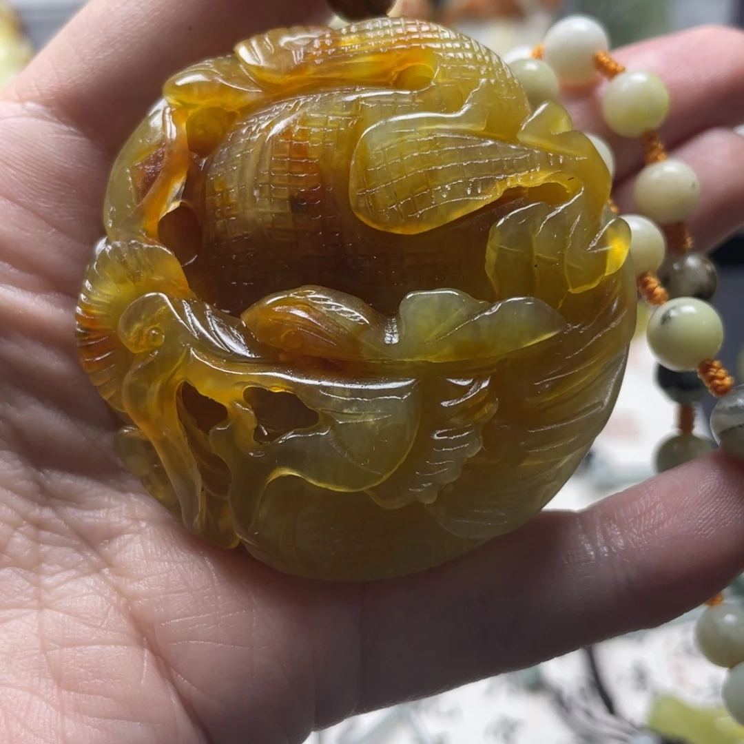 蛇纹石玉未镶嵌吊坠