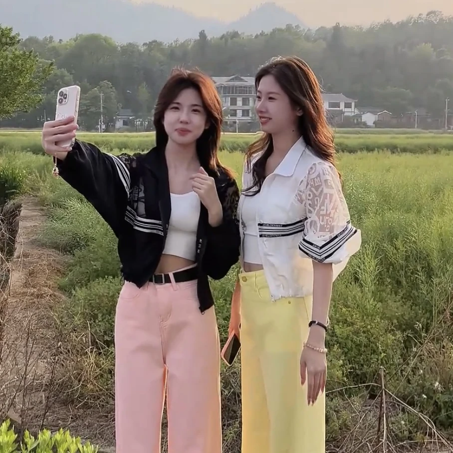 551蕾丝拼接防晒外套夏季短款休闲夹克上衣