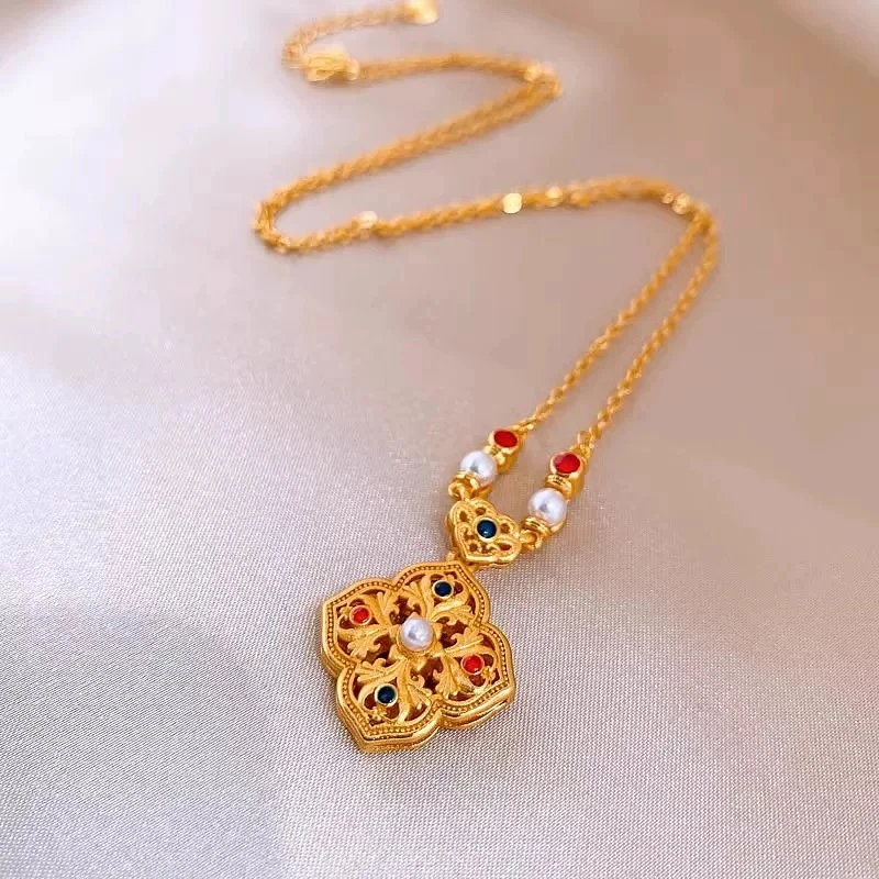 BYA16   珐琅彩四方如意项链