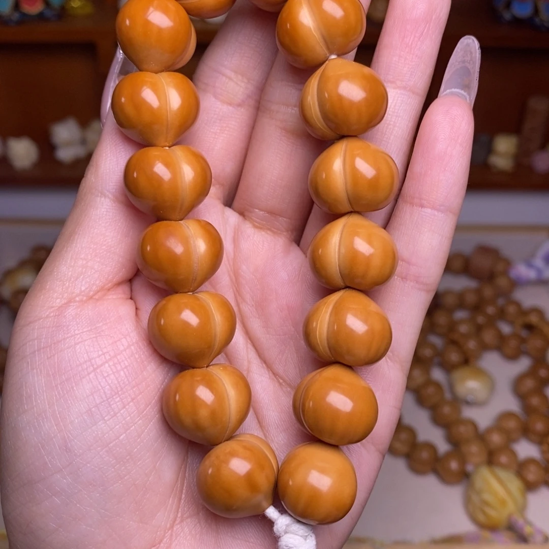 猴头核桃吊坠16➕超大尺寸高定玻璃底柯基屁桃手持
