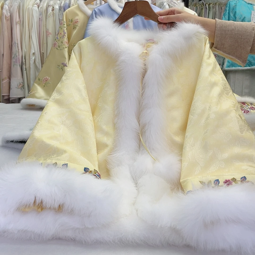 苏绣狐狸毛刺绣棉服