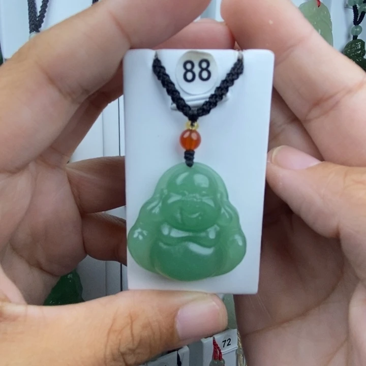 永***5石英质玉未镶嵌颈饰