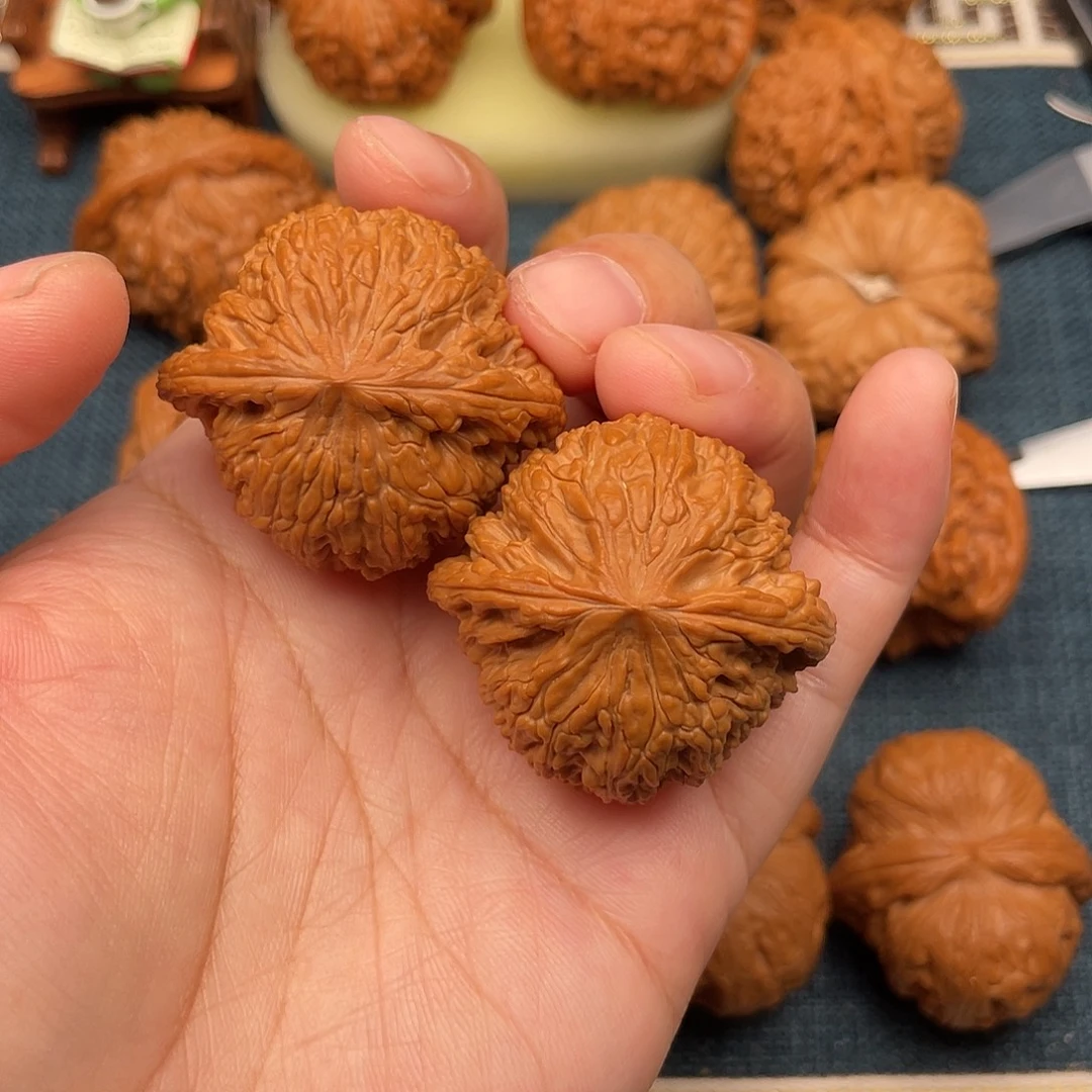 把件文玩核桃40绣球全品