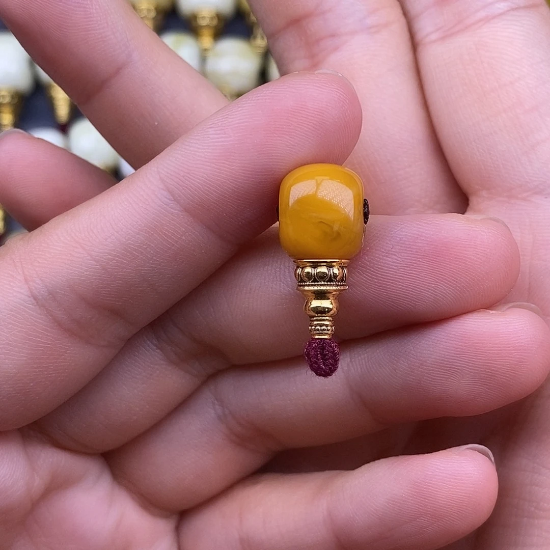 琥珀18K金镶嵌裸石10mm 蜜蜡金塔三通