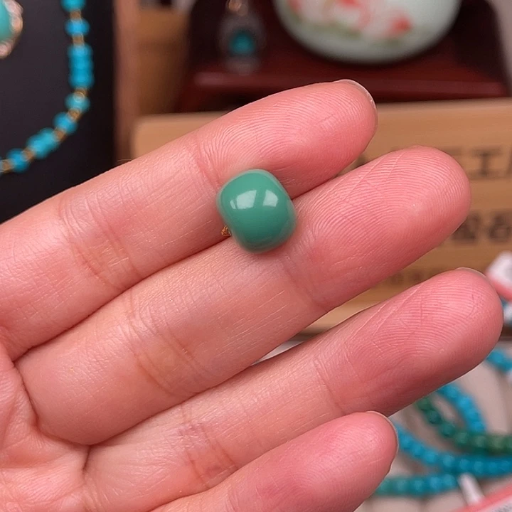 绿松石未镶嵌珠宝奇石10