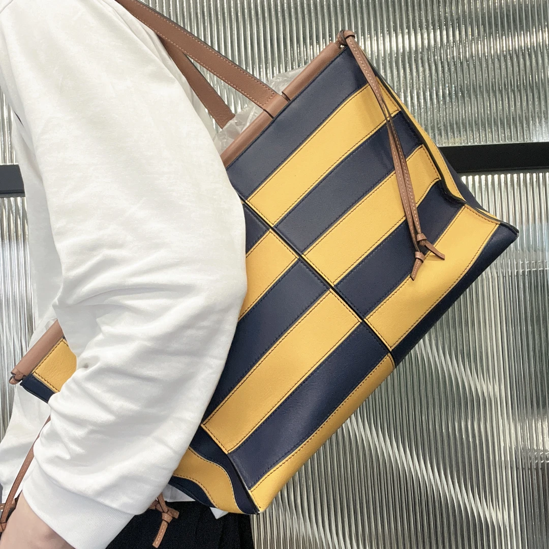 95新 LOEWE/罗意威 【龙】03 0442拼色单肩托特包