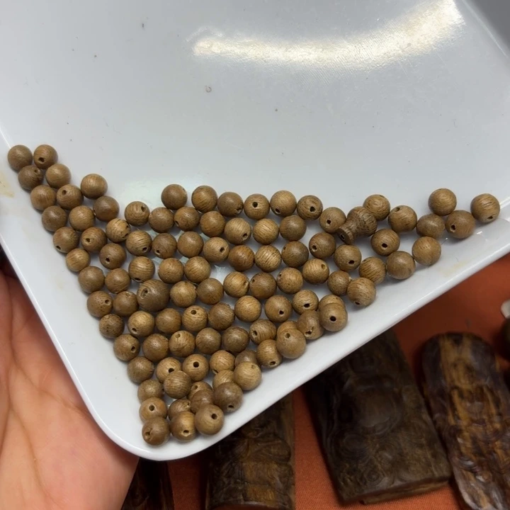 大叶紫檀（黑酸枝木类）