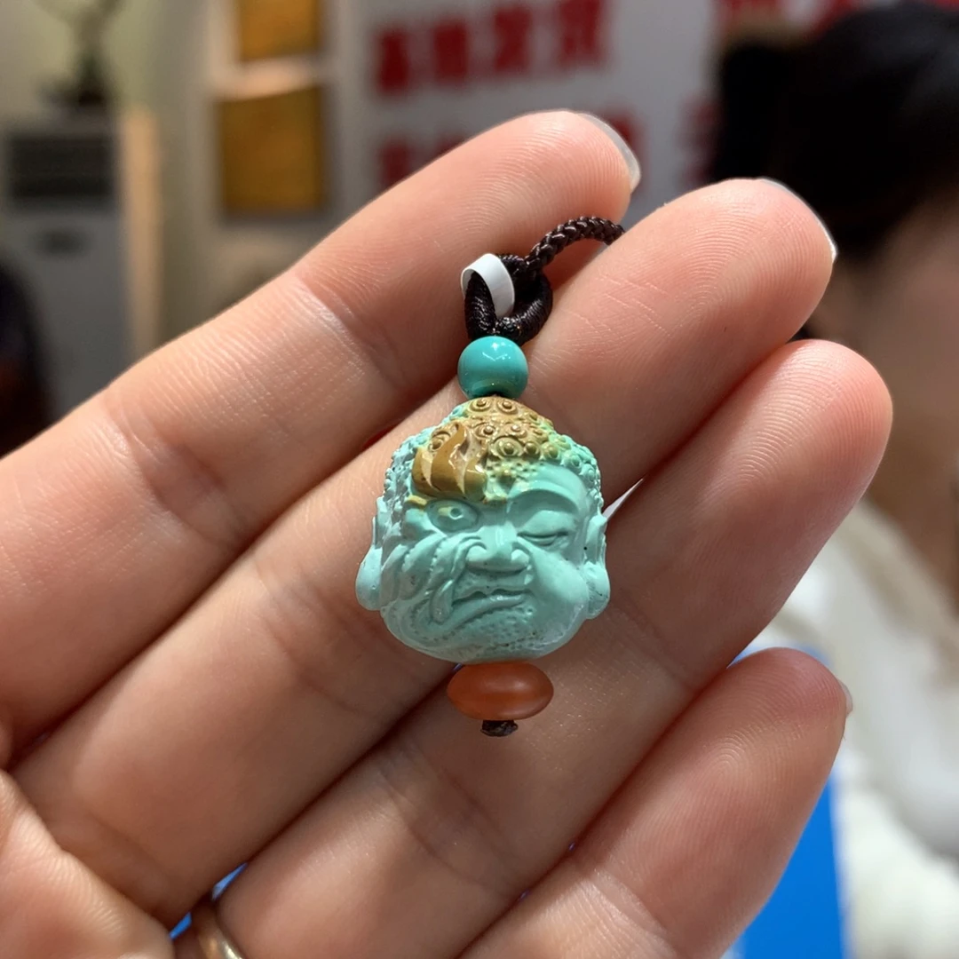 绿松石配饰未镶嵌