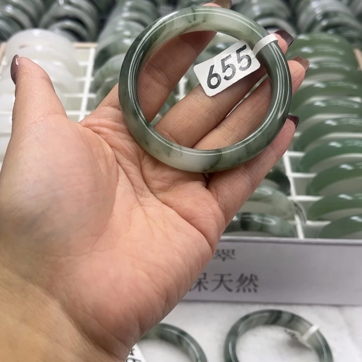未镶嵌手镯石英质玉655