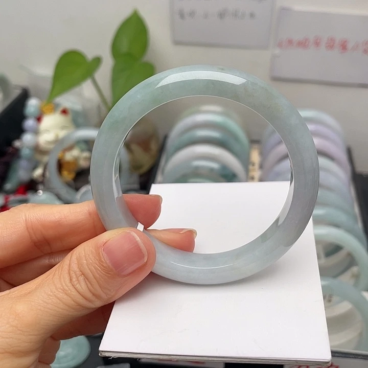 翡翠未镶嵌手镯54正圈