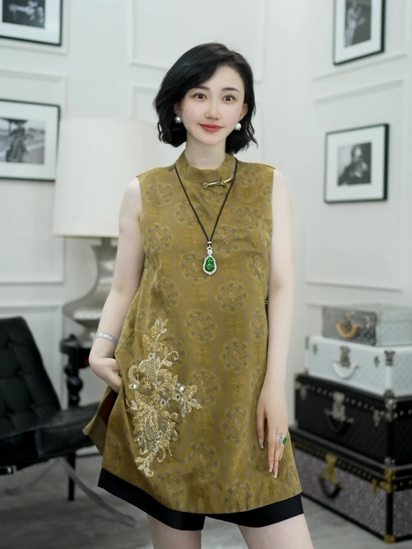 Betty Bairn【香云纱.风鼓情】19姆米圆领连衣裙25B-BW10288