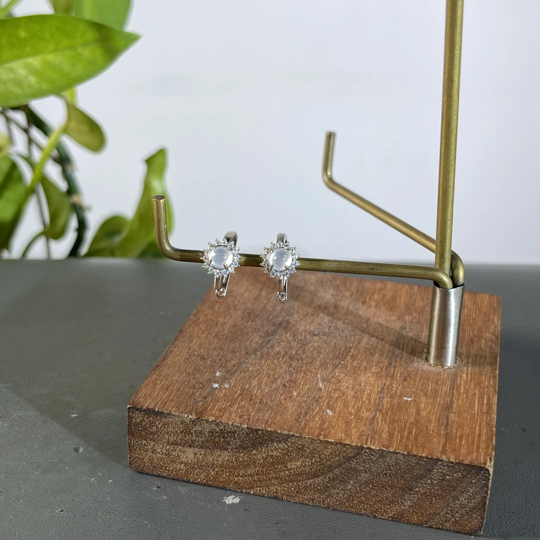 JXW17-010  天然缅甸A货翡翠  S925银镶蛋面耳包