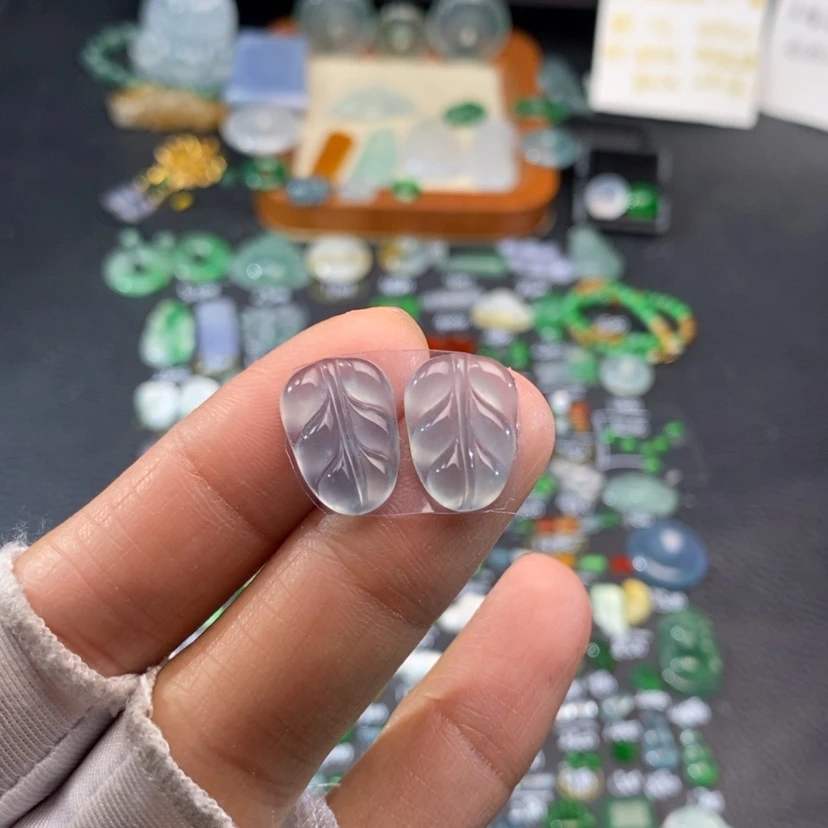 【闪购商品】翡翠挂件未镶嵌叶子