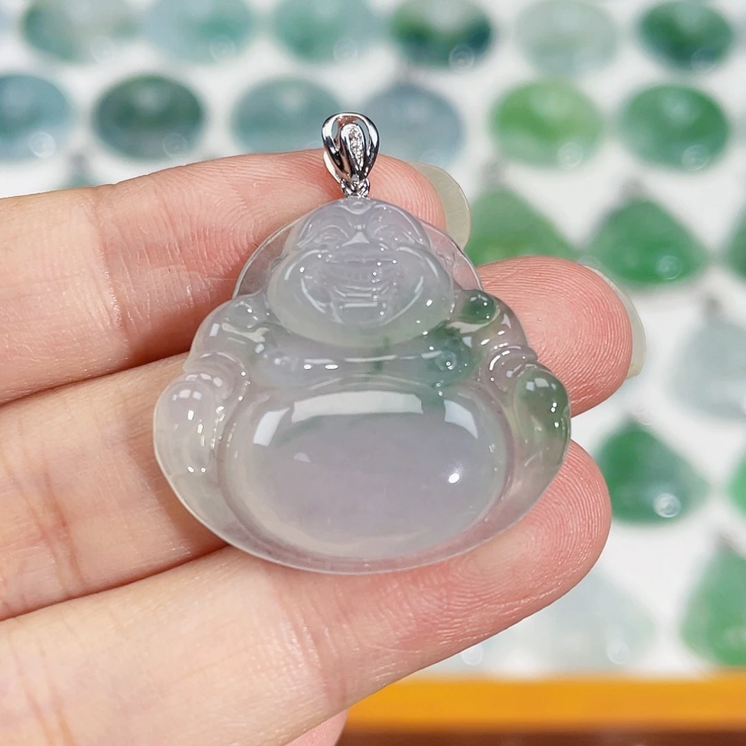 颈饰18K金镶嵌翡翠吊坠