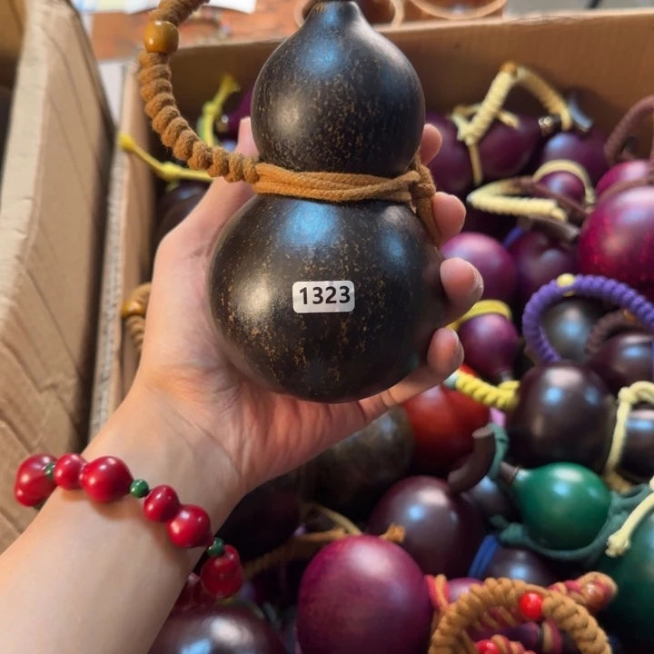 鹰***扬1323---------------