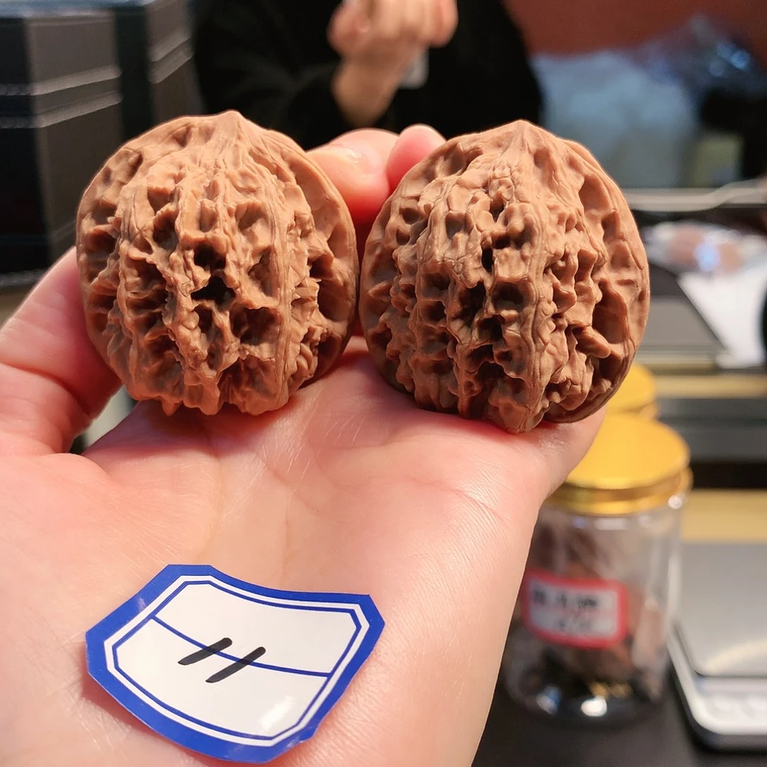 【闪购商品】吊坠文玩核桃野牛 40尺