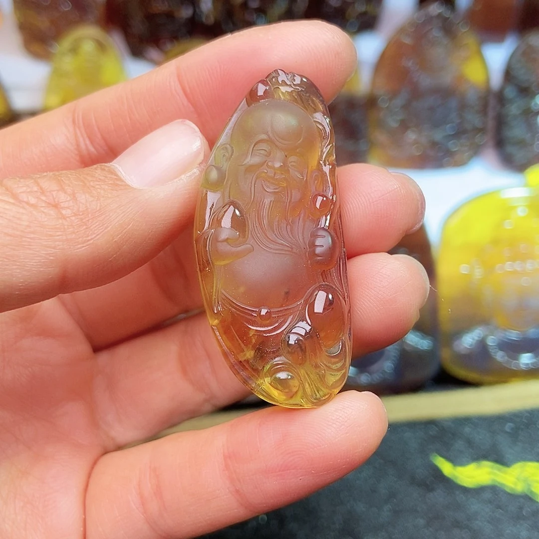 琥珀颈饰未镶嵌琥珀