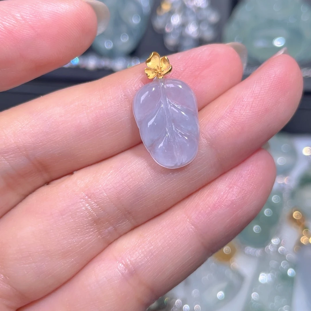 颈饰18K金镶嵌翡翠翡翠