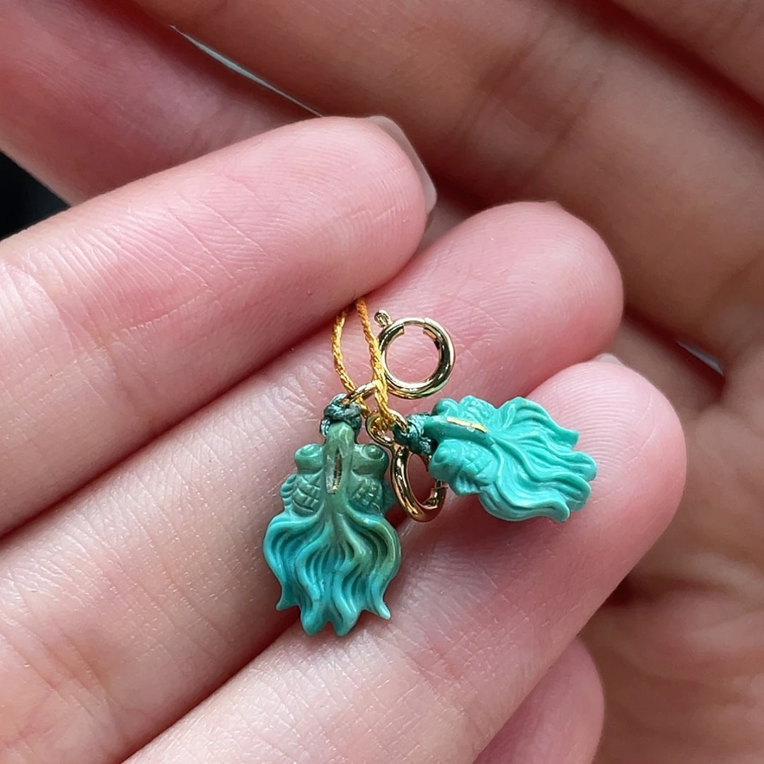 绿松石未镶嵌颈饰