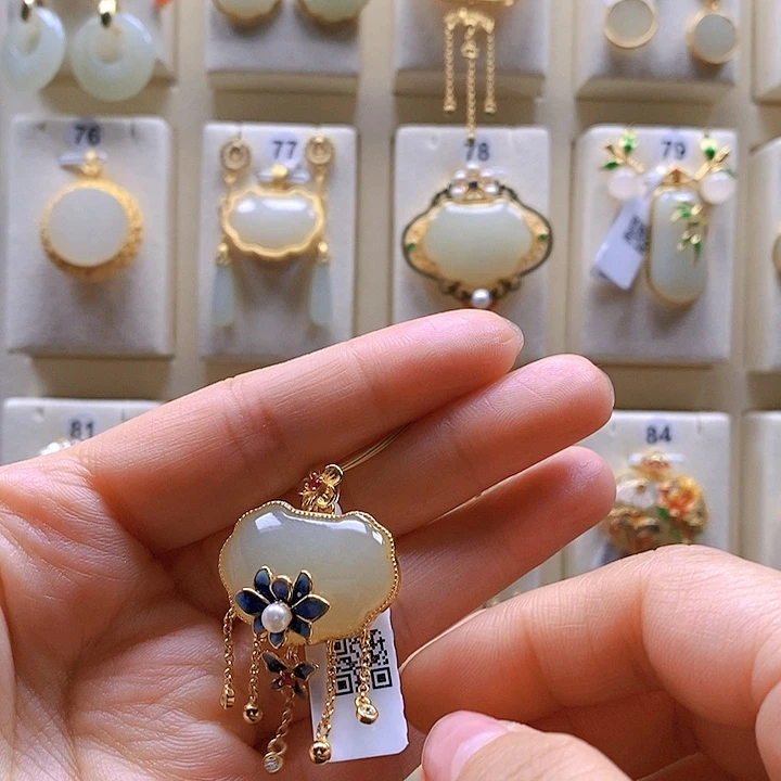 和田玉颈饰银S925镶嵌