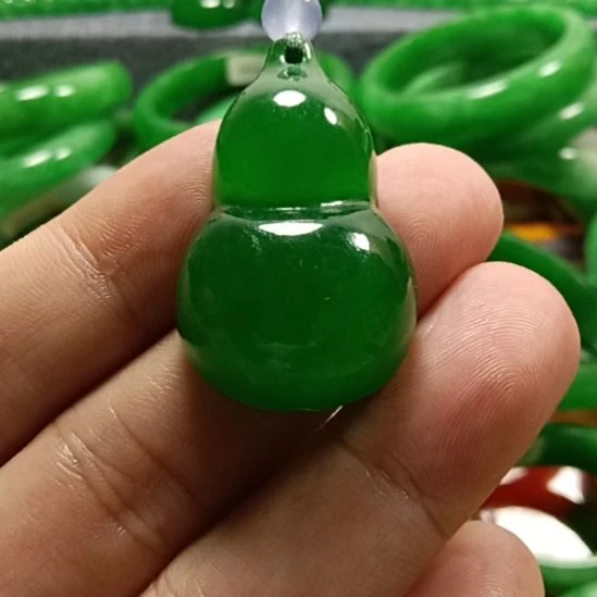珊***未镶嵌挂件翡翠翡翠