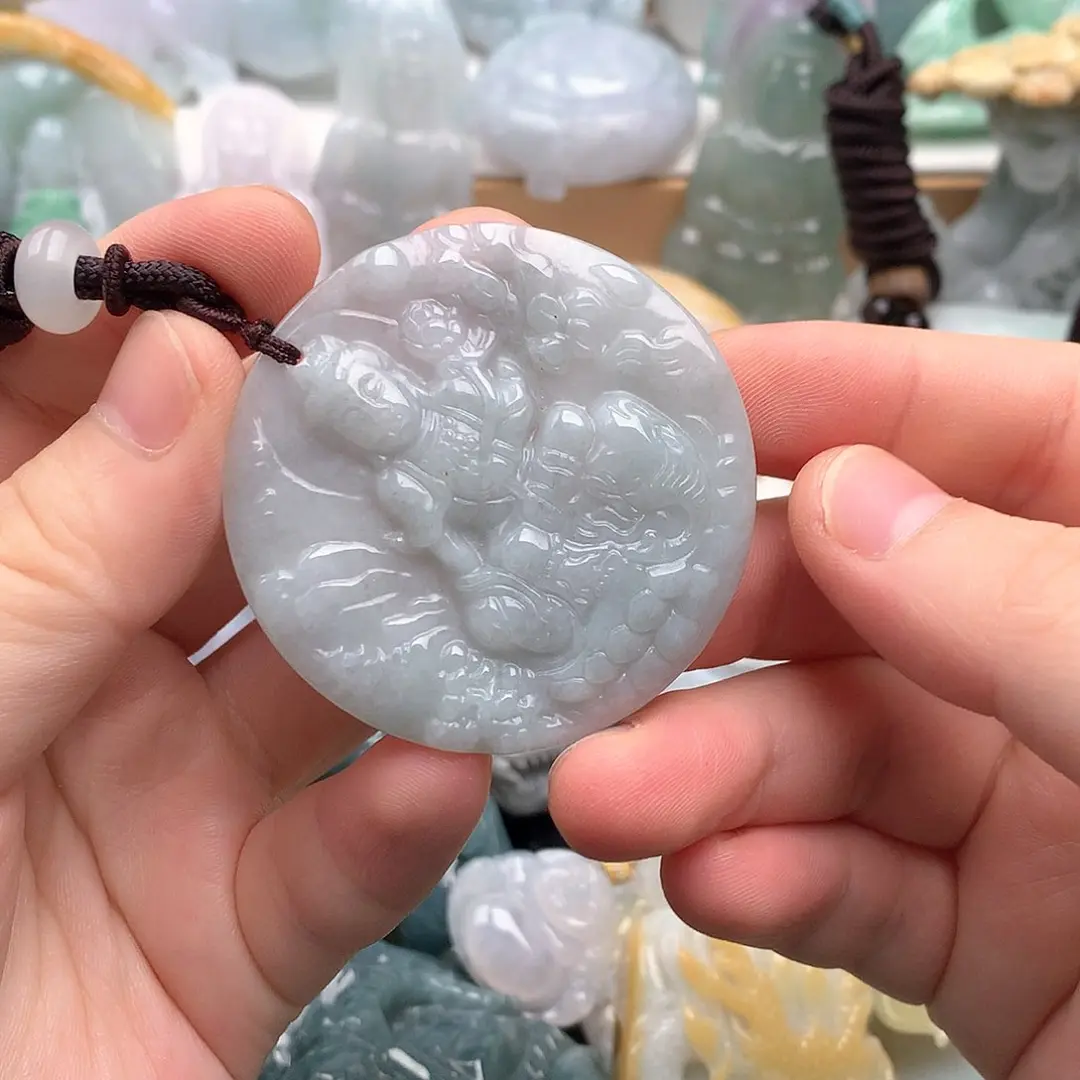 吊坠(不含链)未镶嵌翡翠