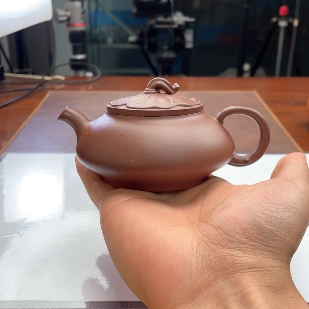茶壶紫砂荷莲 底槽清 半手160cc 陈小平