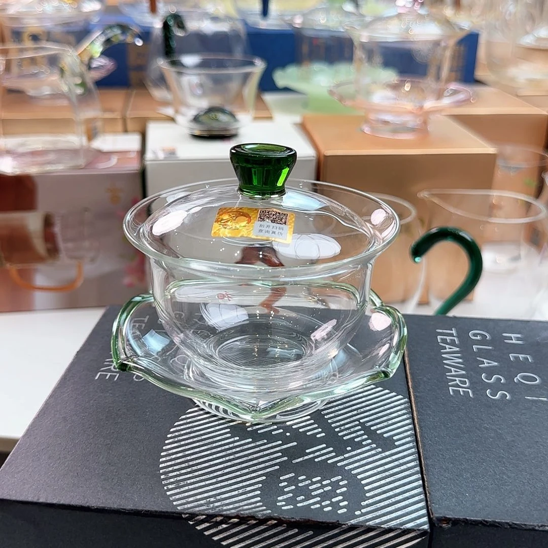禾器湖绿色沁莲盖碗