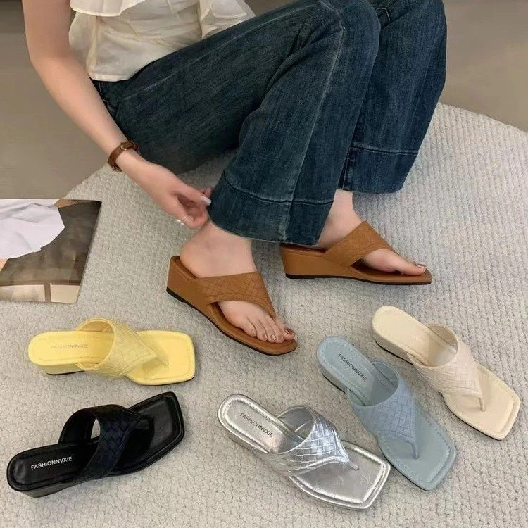 【曼曼】5cm厚底小个子增高坡跟夹趾人字拖