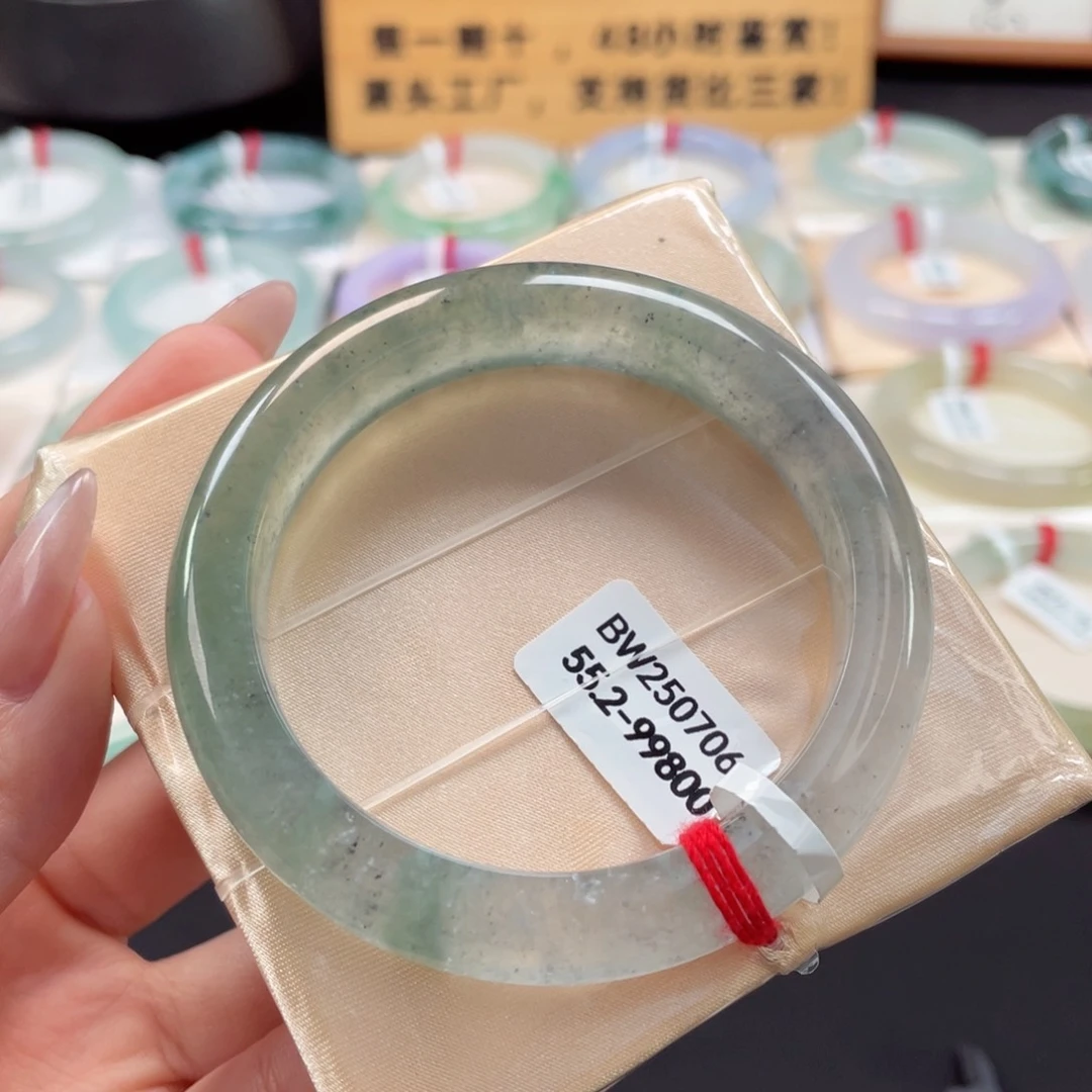 未镶嵌手镯翡翠55.2炸光黑钢绿幽林乌鸡彩24号