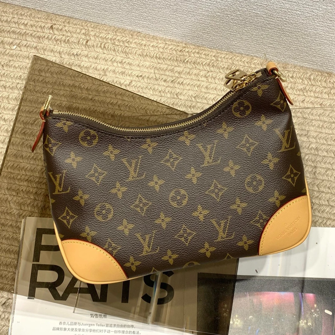 99新 LouisVuitton/路易威登 老花Boulogne黄牛角 腋下包芯片款